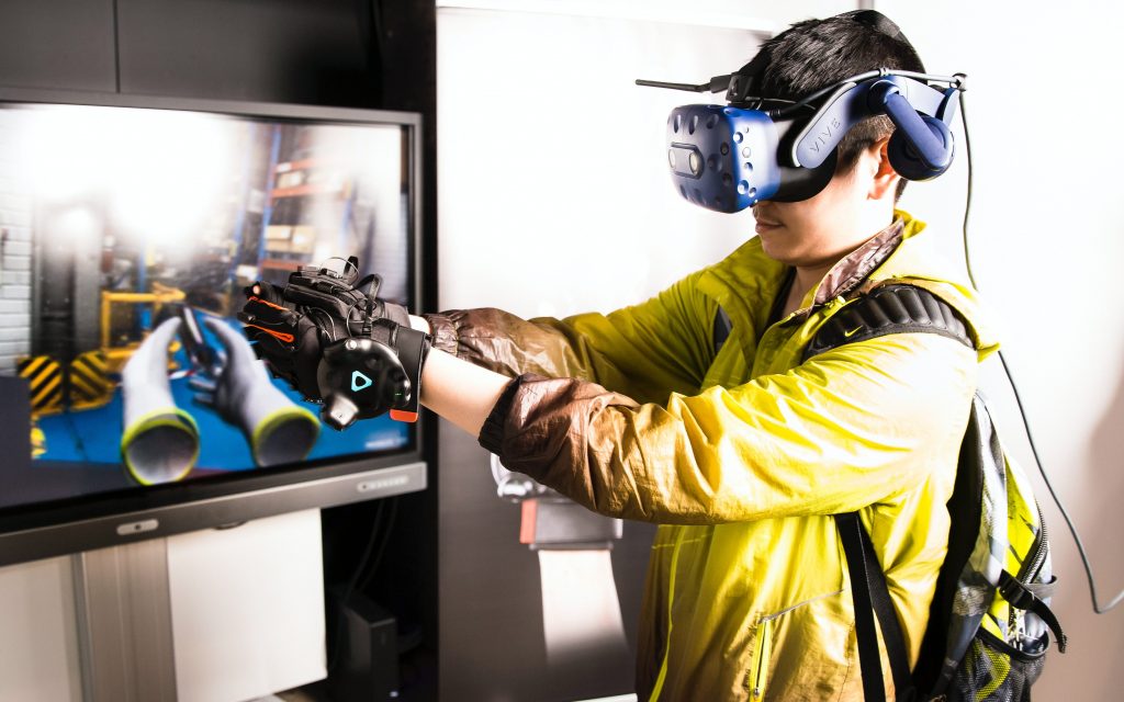 xr-expo-hIz2lvAo6Po-unsplash-edited-1024x640.jpg